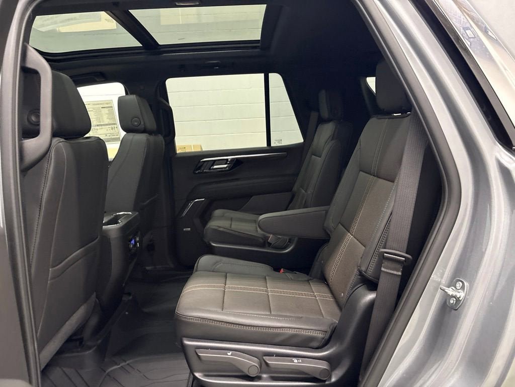 New 2026 Chevrolet Tahoe High Country AWD/4WD image 11