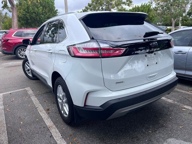 Used 2021 Ford Edge SEL w/ Convenience Package FWD image 4