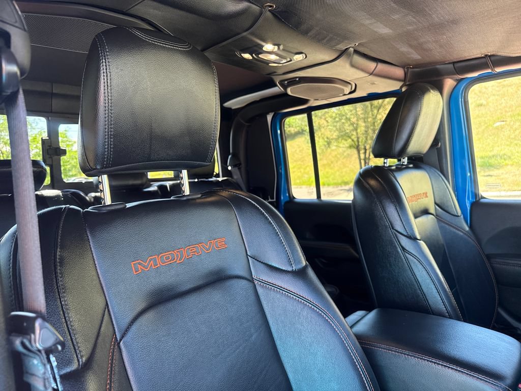 Used 2020 Jeep Gladiator Mojave AWD/4WD image 32
