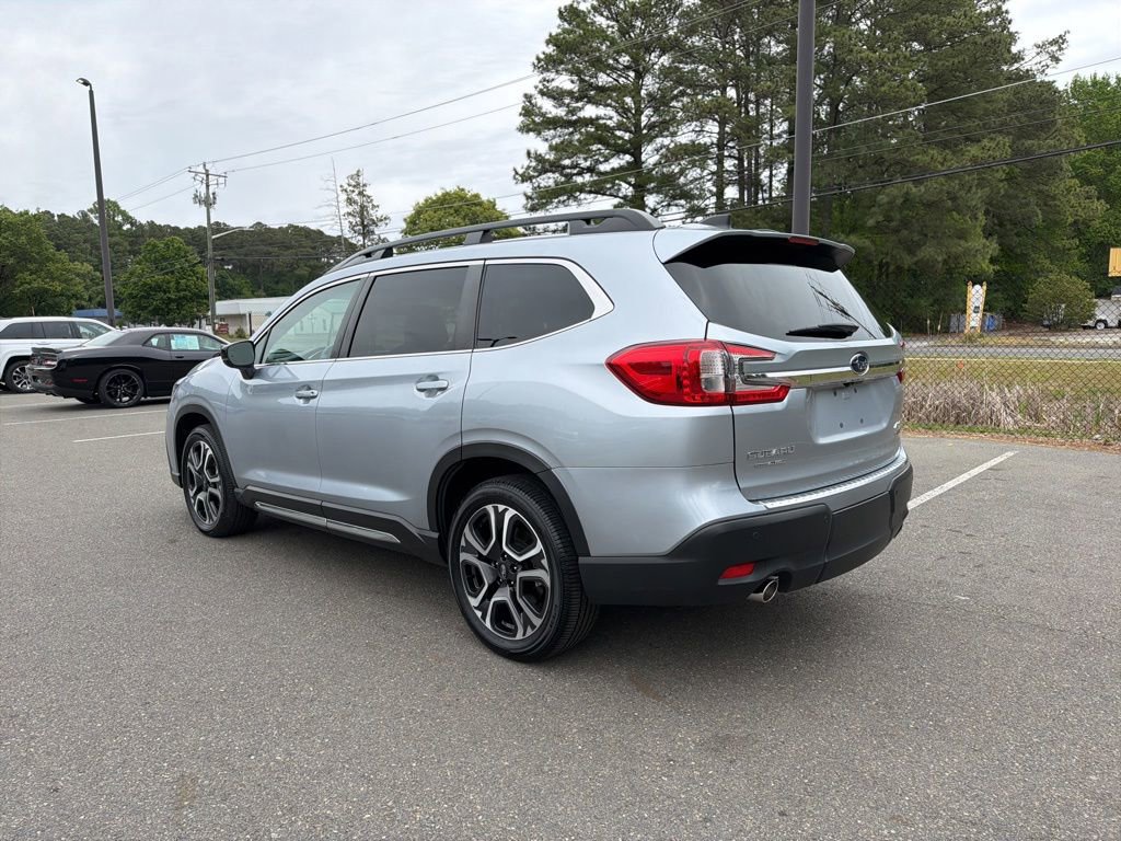 Used 2024 Subaru Ascent Limited w/ Technology Package AWD/4WD image 7