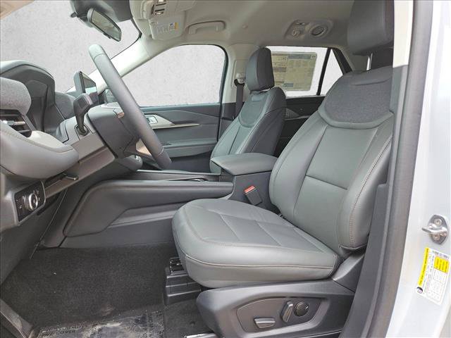 New 2026 Ford Explorer Active w/ Active Comfort Package RWD image 4