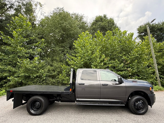 Used 2024 RAM 3500 Tradesman AWD/4WD image 5