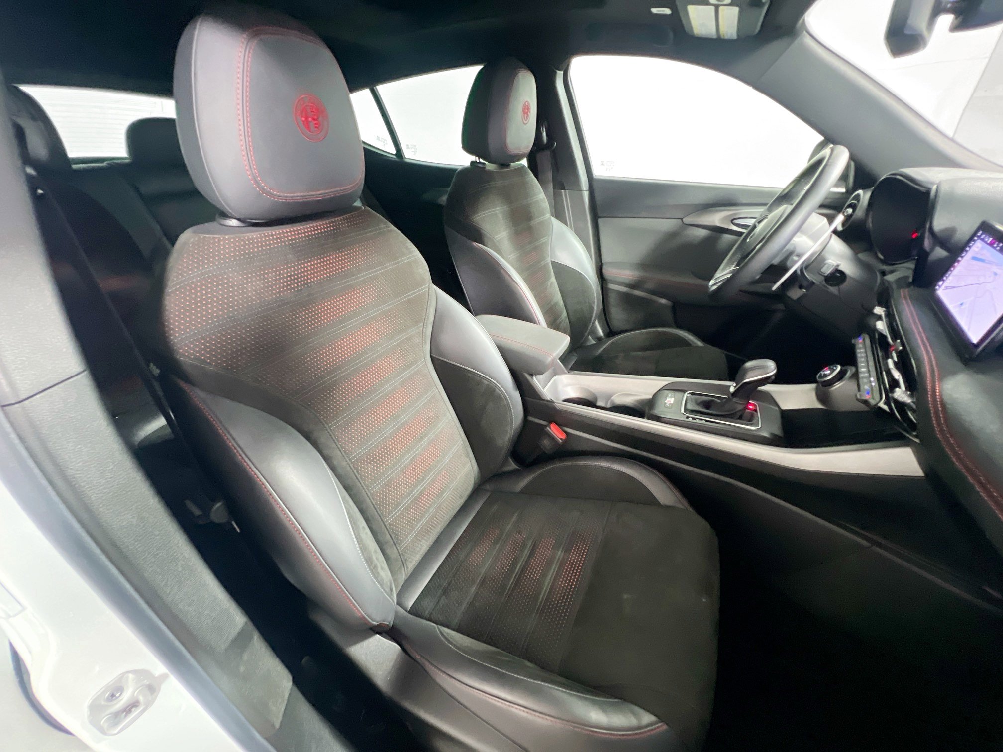 Used 2024 Alfa Romeo Tonale Veloce w/ Active Assist Package image 31