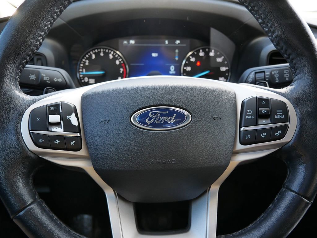 Certified 2021 Ford Explorer XLT w/ Class III Trailer Tow Package image 18