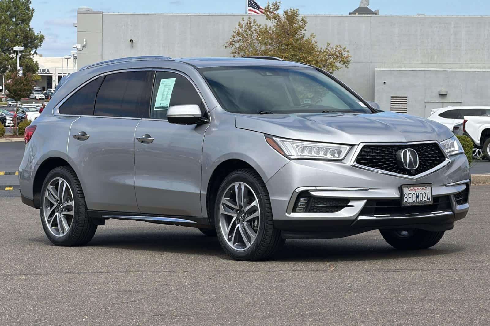 Used 2018 Acura MDX w/ Advance & Entertainment Pac AWD/4WD image 5