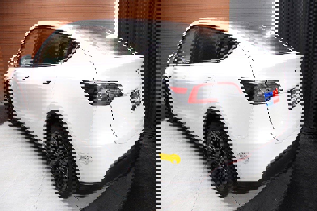 Used 2022 Tesla Model Y Long Range image 69