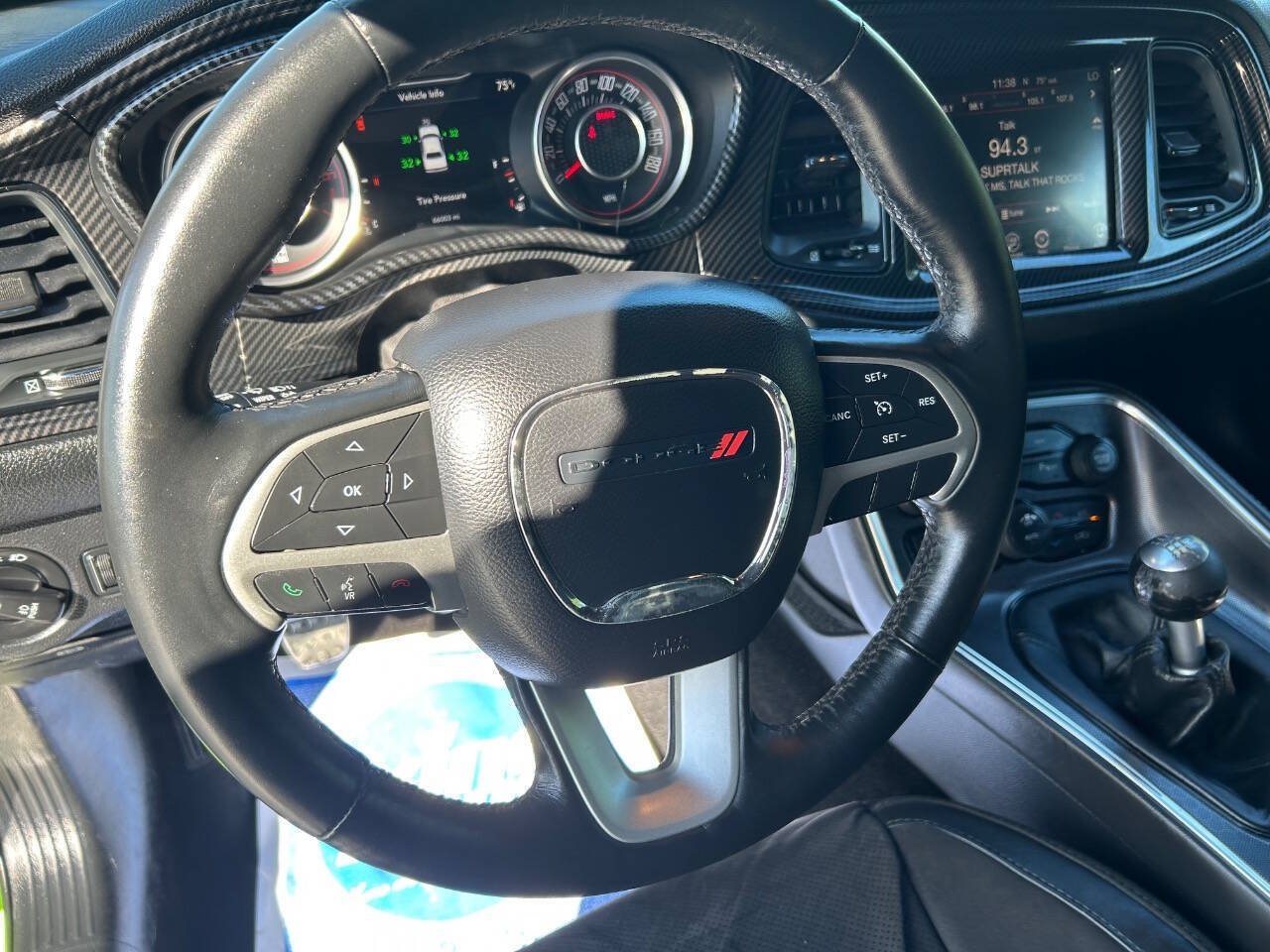 Used 2015 Dodge Challenger R/T Scat Pack w/ Leather Interior Group RWD image 10