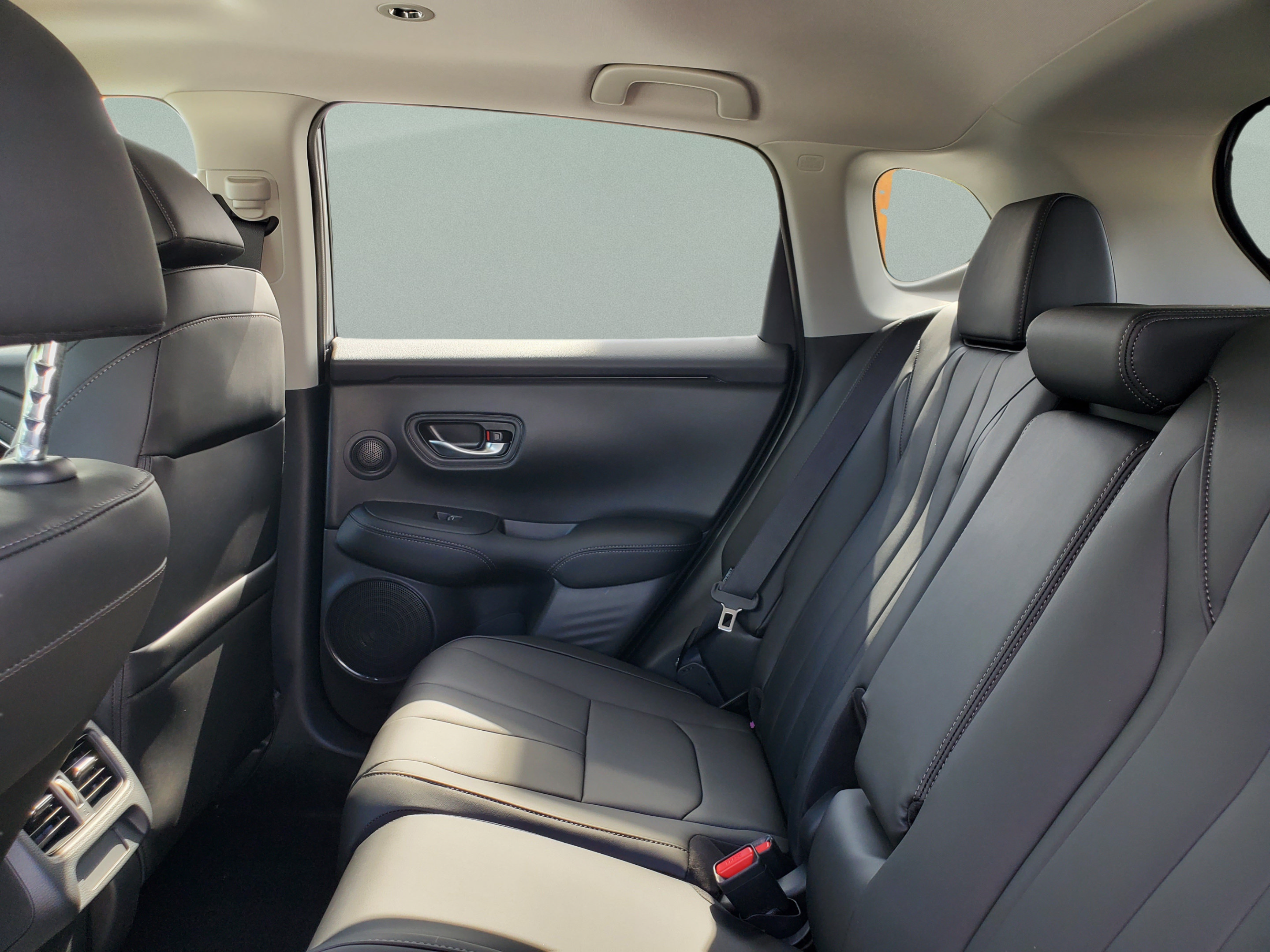 New 2026 Acura ADX FWD image 8