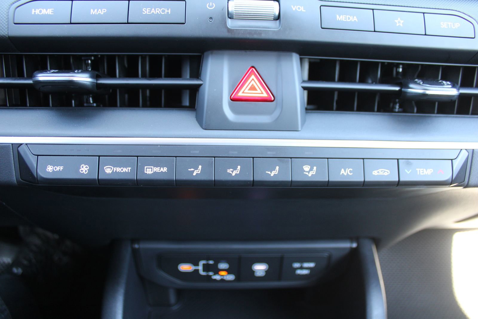 New 2026 Kia K4 FWD image 36