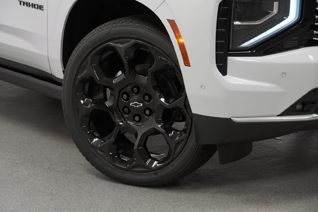 New 2026 Chevrolet Tahoe High Country AWD/4WD image 10