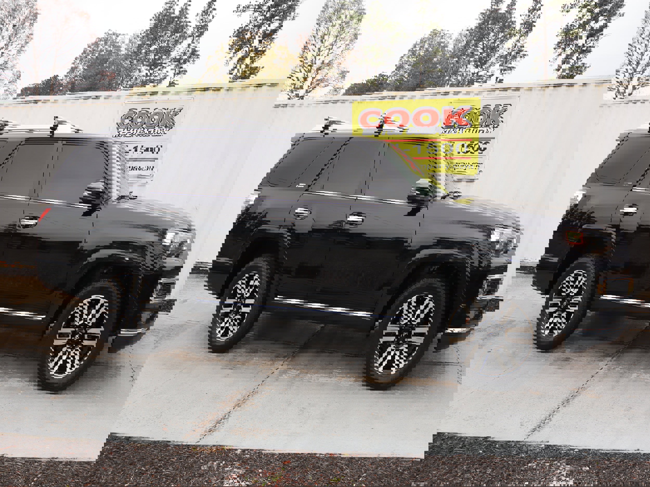 Used 2019 Toyota 4Runner Limited image 3