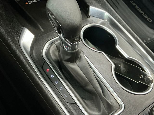 Used 2023 Chevrolet Traverse LT image 20