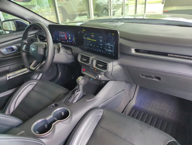 Certified 2025 Ford Mustang Premium image 19
