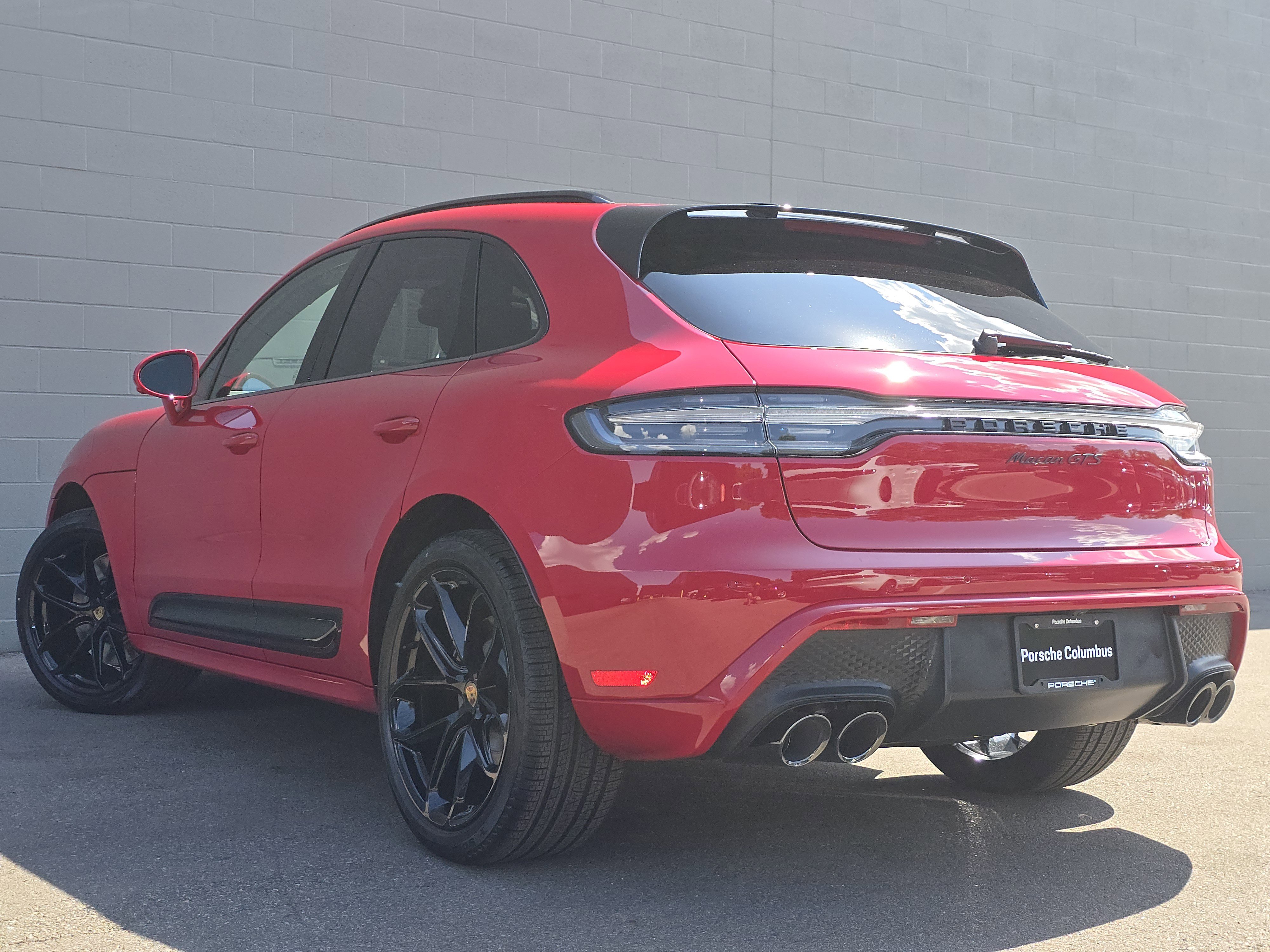 New 2025 Porsche Macan GTS image 3