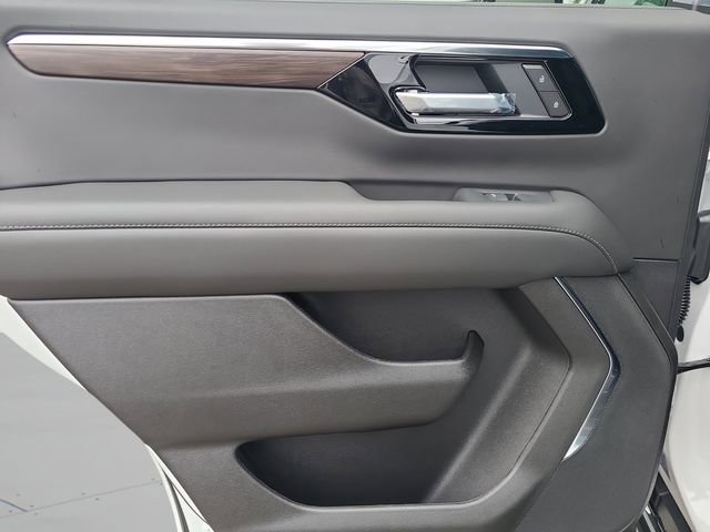 New 2026 Chevrolet Tahoe LS w/ LPO, Dark Essentials Package image 18