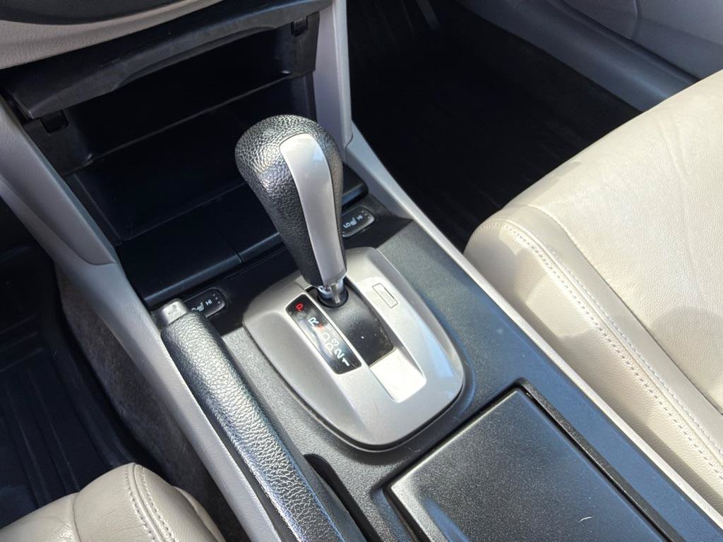 Used 2010 Honda Accord EX-L image 36