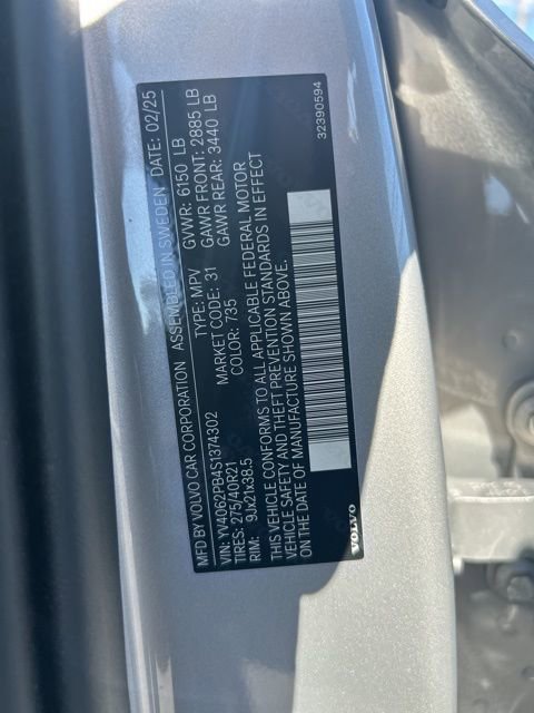 Certified 2025 Volvo XC90 B6 Plus image 24