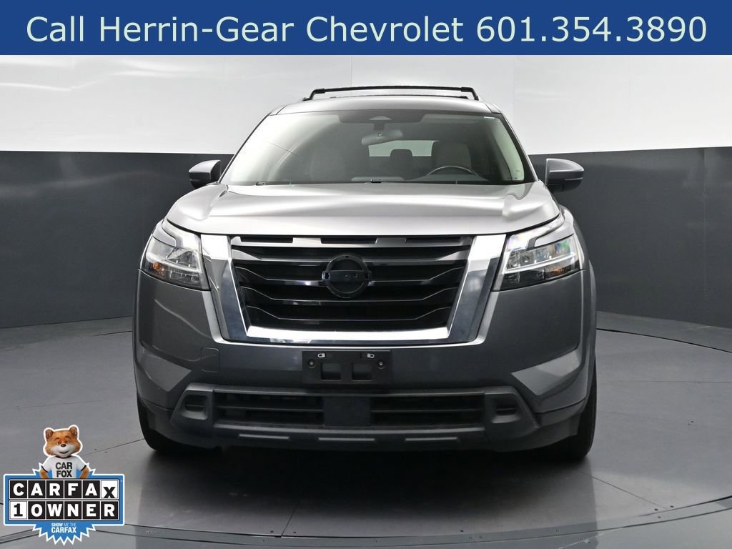 Used 2022 Nissan Pathfinder SV image 10