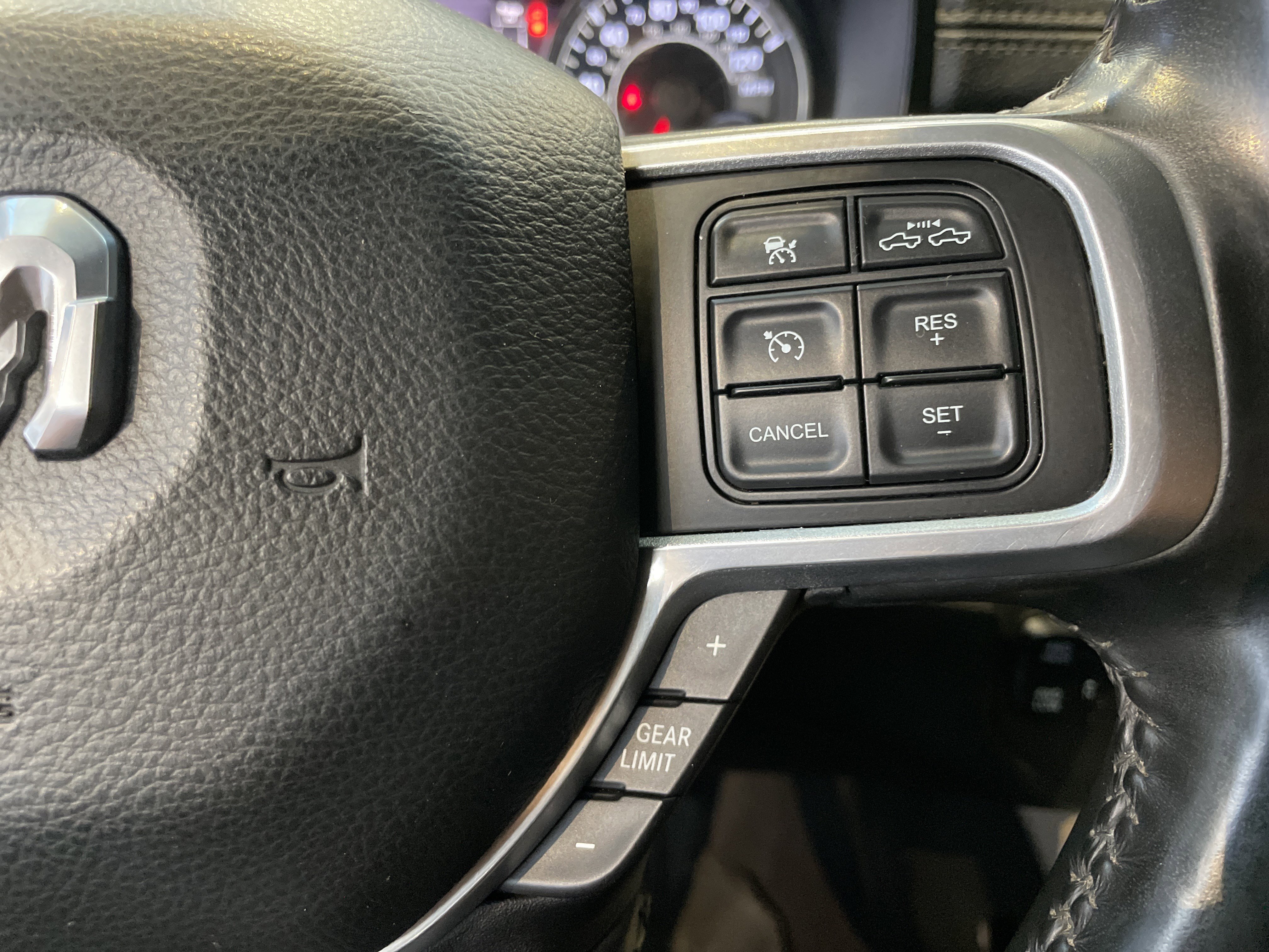 Used 2020 RAM 3500 Laramie image 19