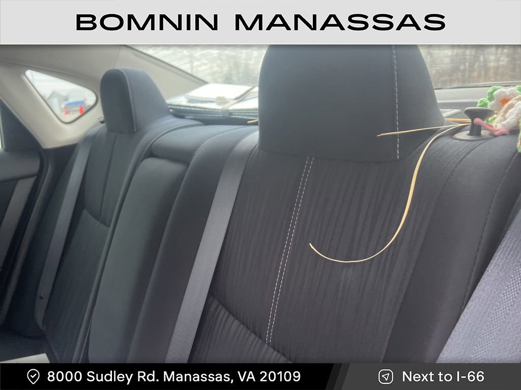 Used 2016 Nissan Sentra SV image 6