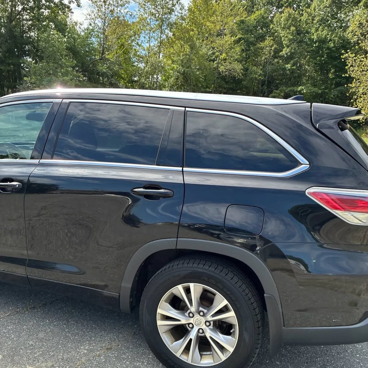 Used 2015 Toyota Highlander XLE AWD/4WD image 6