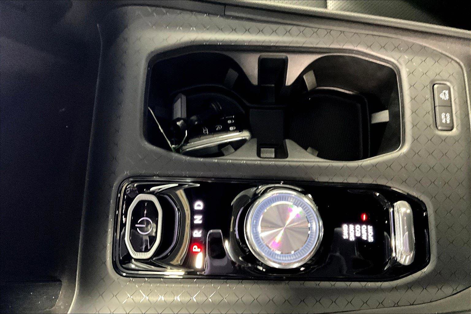 New 2025 Jeep Wagoneer Limited image 18