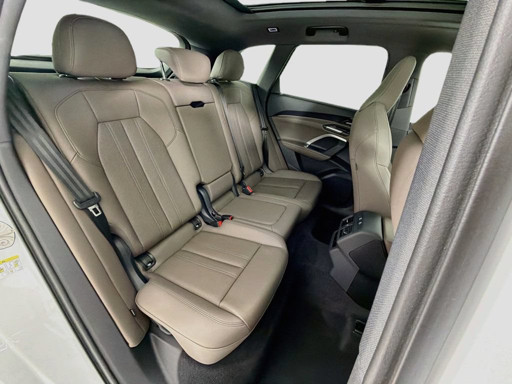 Used 2025 Audi Q5 Premium Plus AWD/4WD image 27