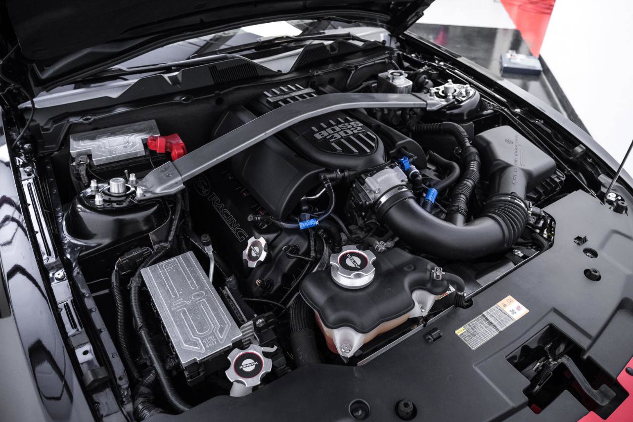 Used 2012 Ford Mustang Boss 302 RWD image 43