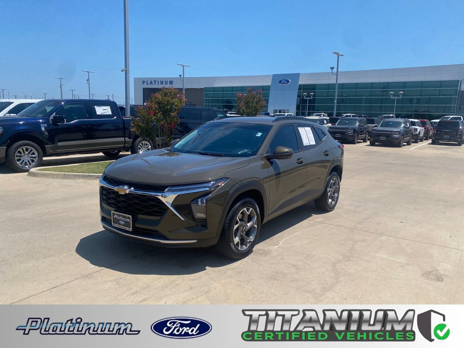 Used 2024 Chevrolet Trax LT
