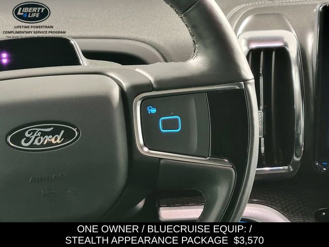 Used 2025 Ford Expedition Max Platinum w/ Stealth Appearance Package image 29