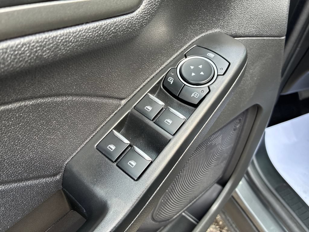 Used 2023 Ford Escape Active AWD/4WD image 13