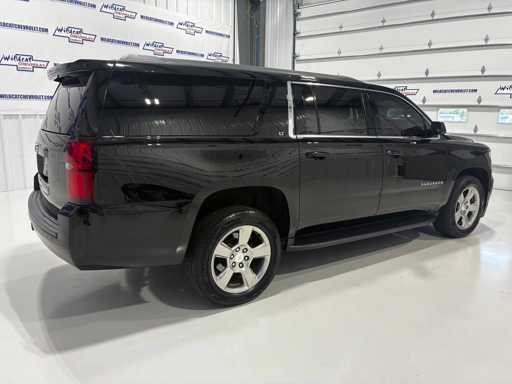 Used 2020 Chevrolet Suburban LT AWD/4WD image 6