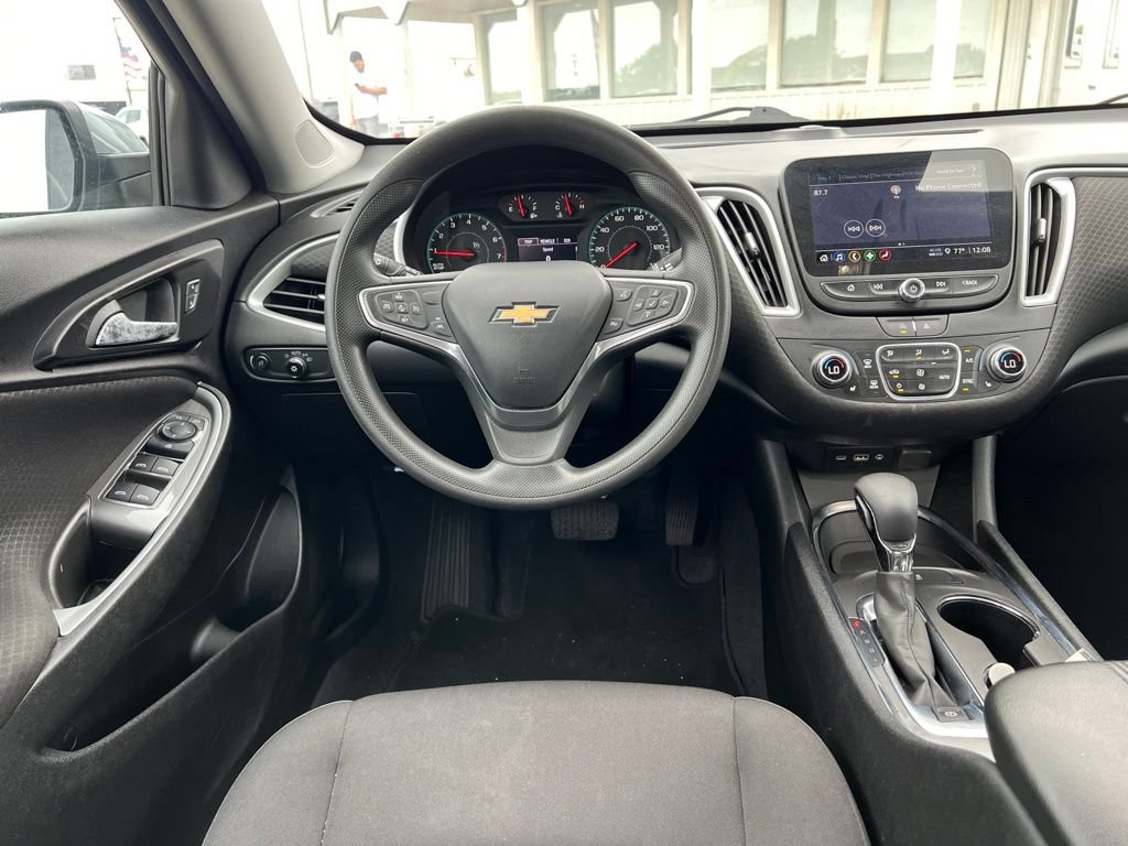 Used 2023 Chevrolet Malibu LT FWD image 27