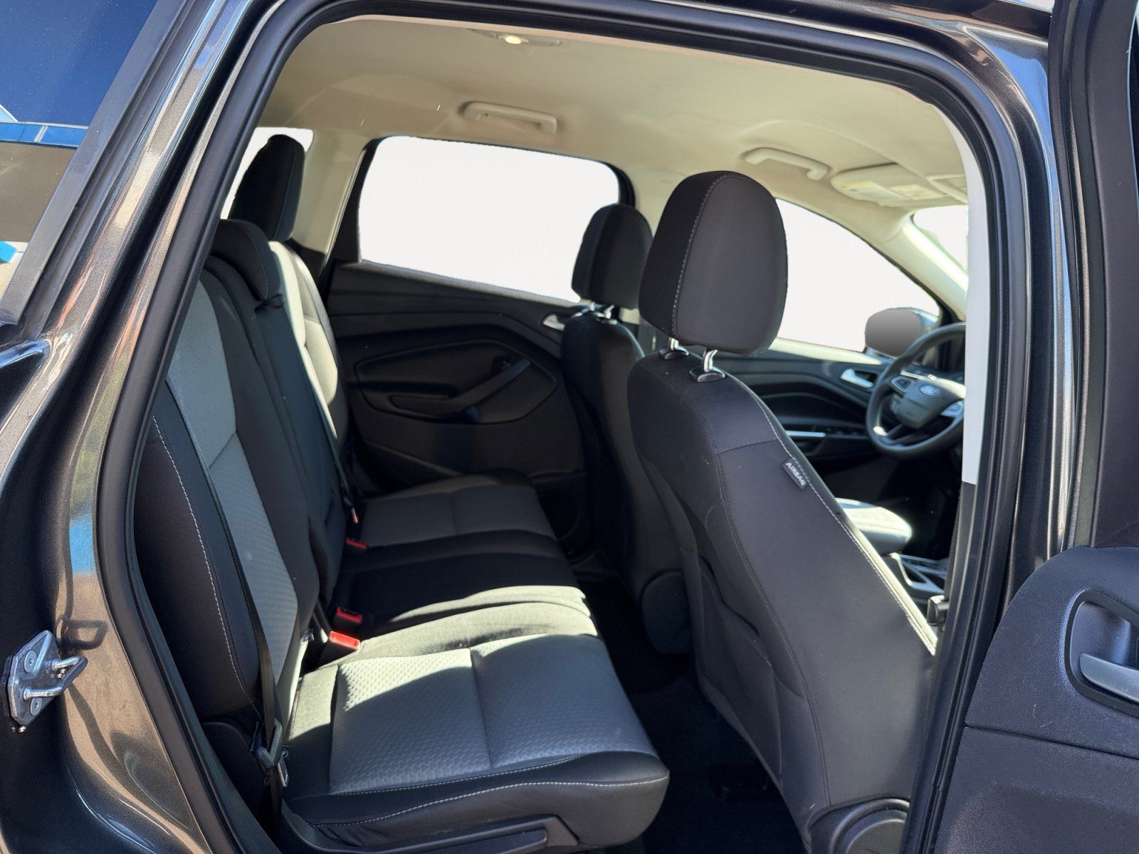 Used 2017 Ford Escape SE FWD image 18