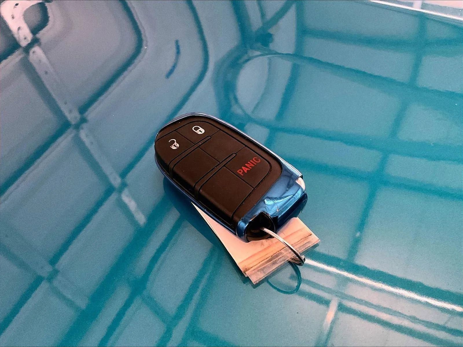 Used 2021 Jeep Renegade Latitude FWD image 9