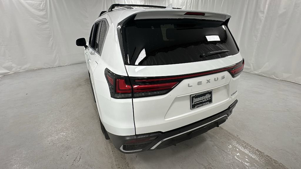 Used 2023 Lexus LX 600 F Sport image 5