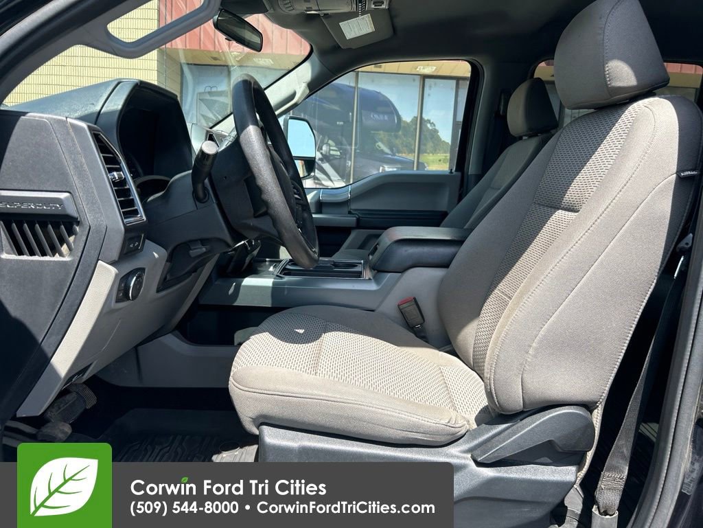 Used 2021 Ford F250 XLT w/ XLT Premium Package AWD/4WD image 2