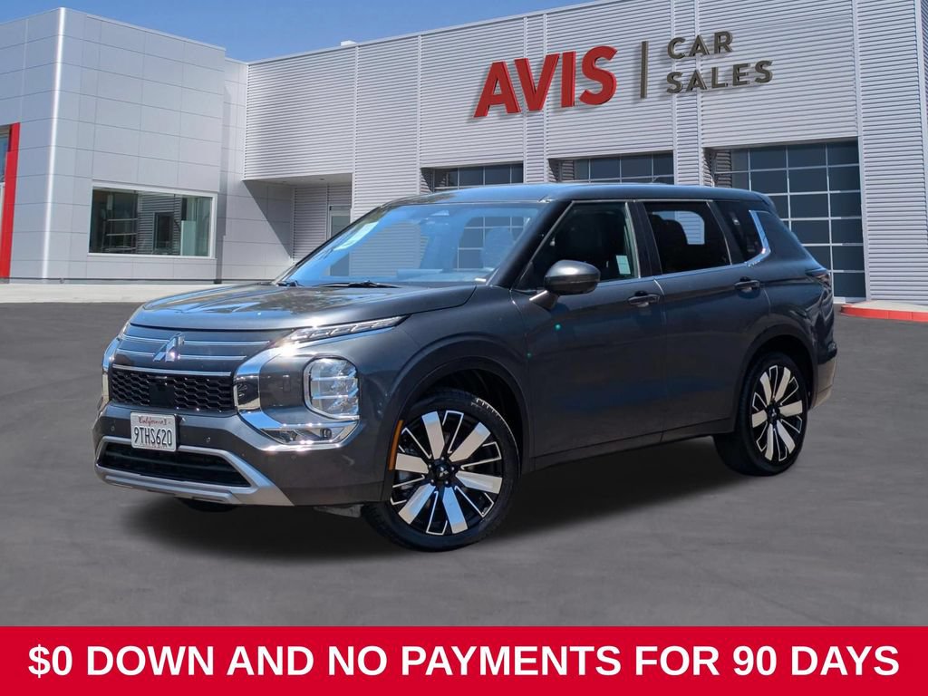 Used 2025 Mitsubishi Outlander SE