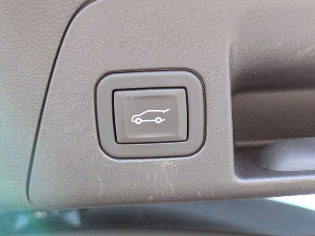 Used 2023 Buick Envision Avenir image 14