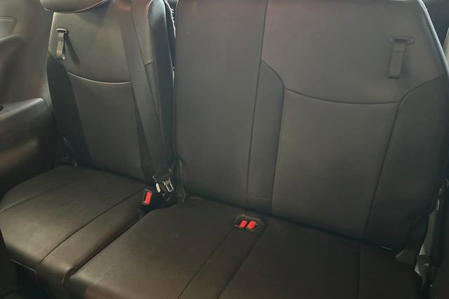 Used 2023 Toyota Sienna XSE w/ XSE Plus Package AWD/4WD image 17