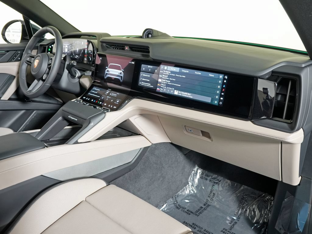 New 2026 Porsche Cayenne Electric AWD/4WD image 23