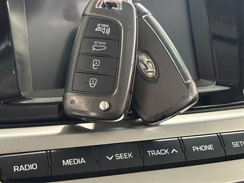 Used 2018 Hyundai Accent FWD image 21