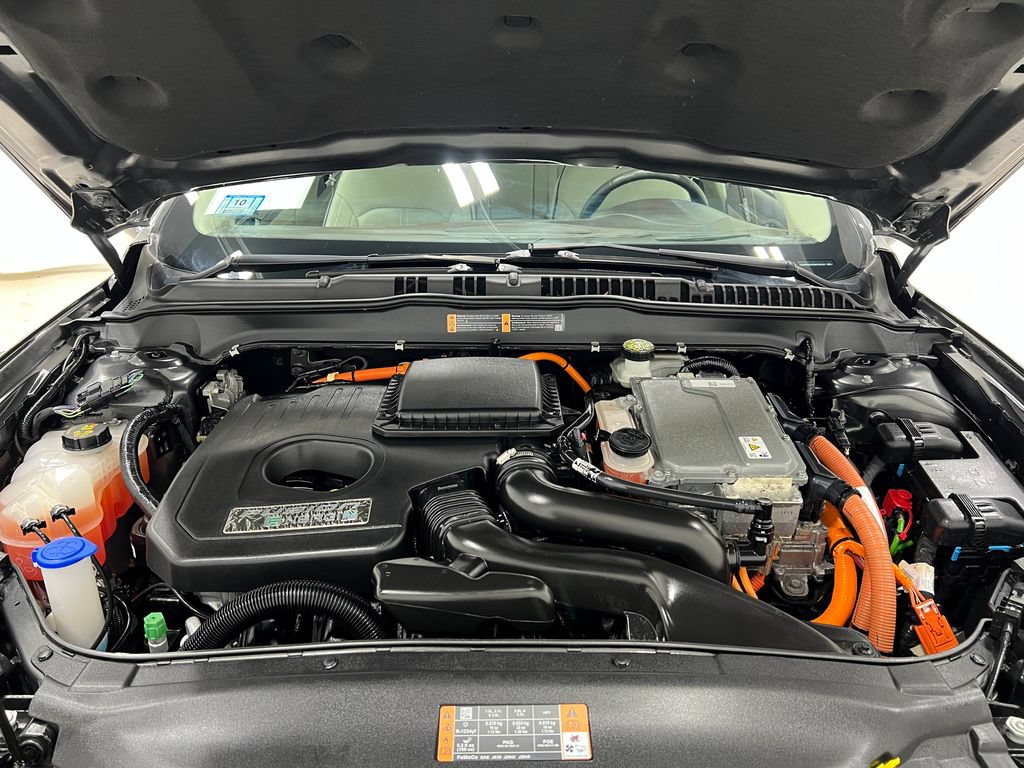 Used 2017 Ford Fusion Energi Platinum FWD image 29