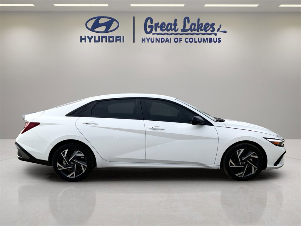 Certified 2025 Hyundai Elantra Sport image 6