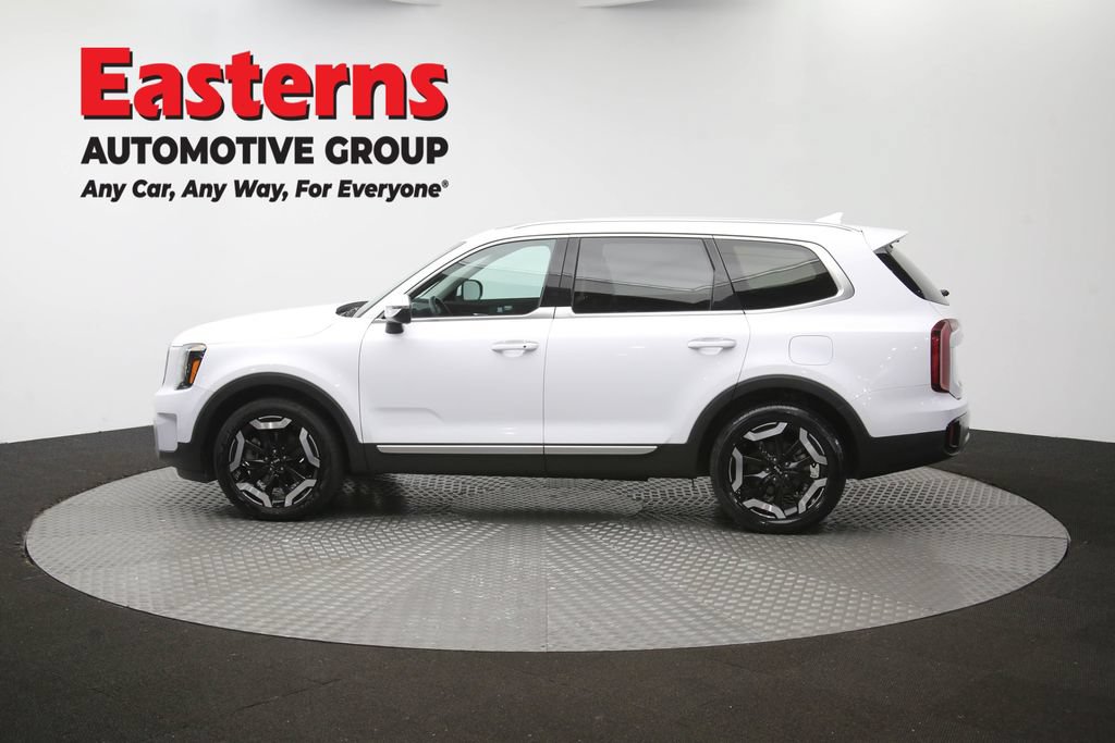 Used 2025 Kia Telluride S FWD image 65