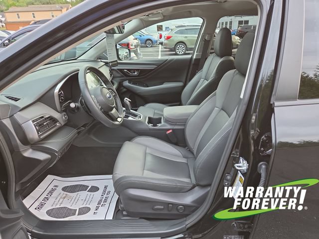 Used 2025 Subaru Outback Onyx Edition AWD/4WD image 14