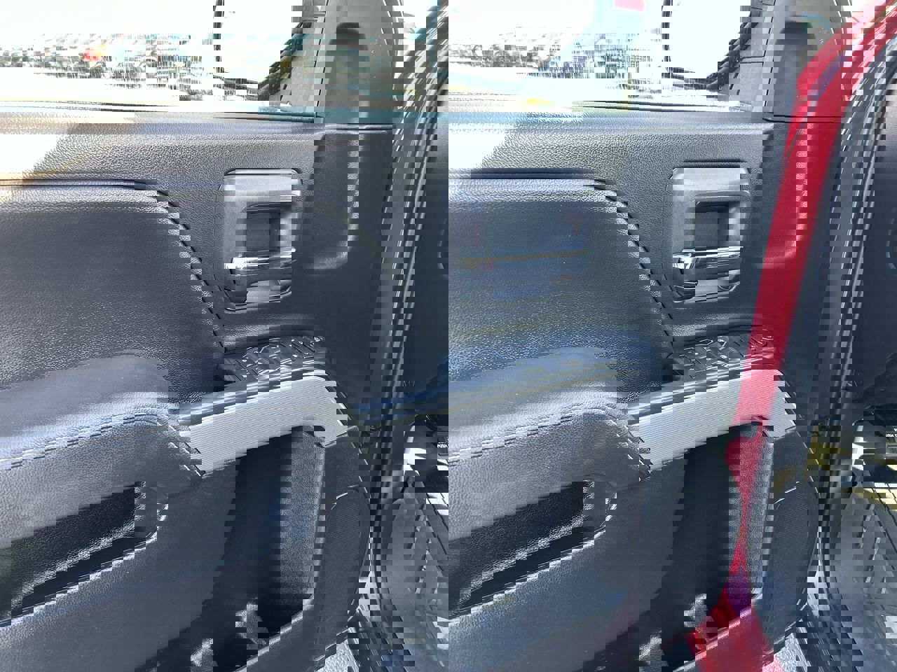 Used 2018 Chevrolet Silverado 1500 LT w/ All Star Edition image 20