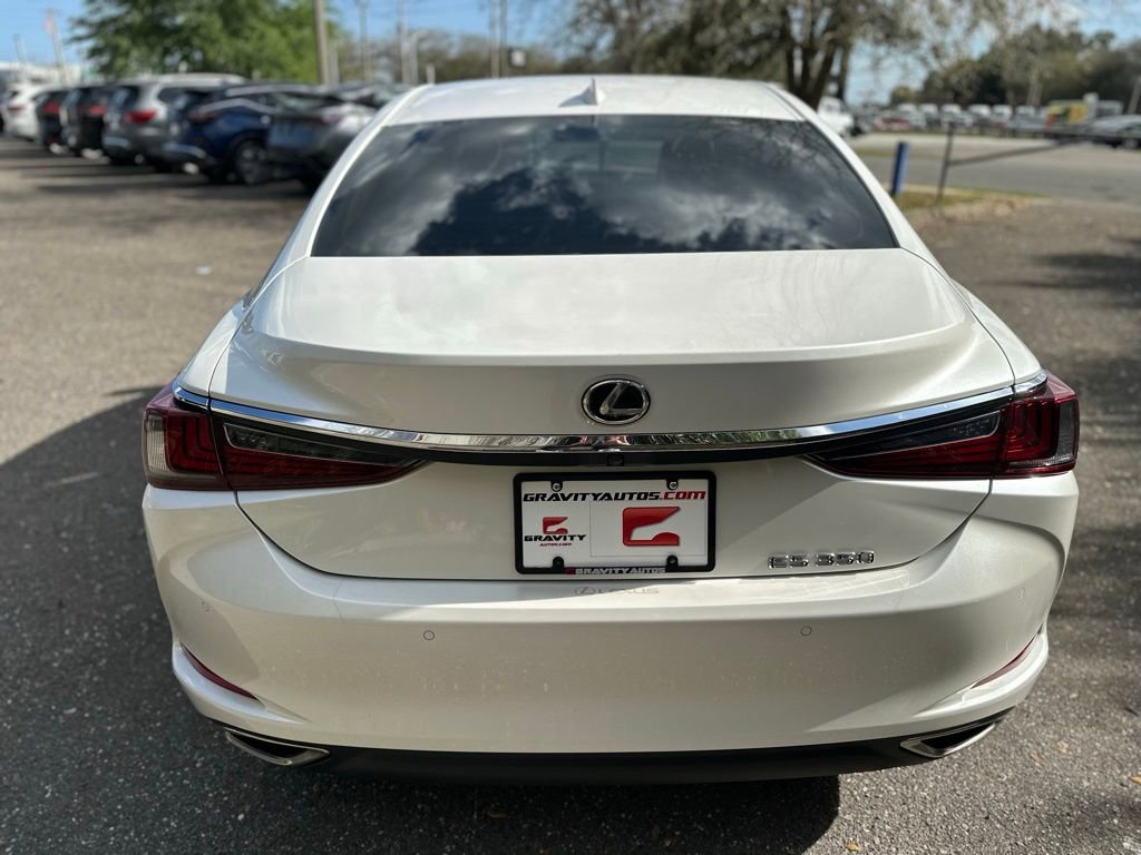 Used 2024 Lexus ES 350 w/ Premium Package image 10