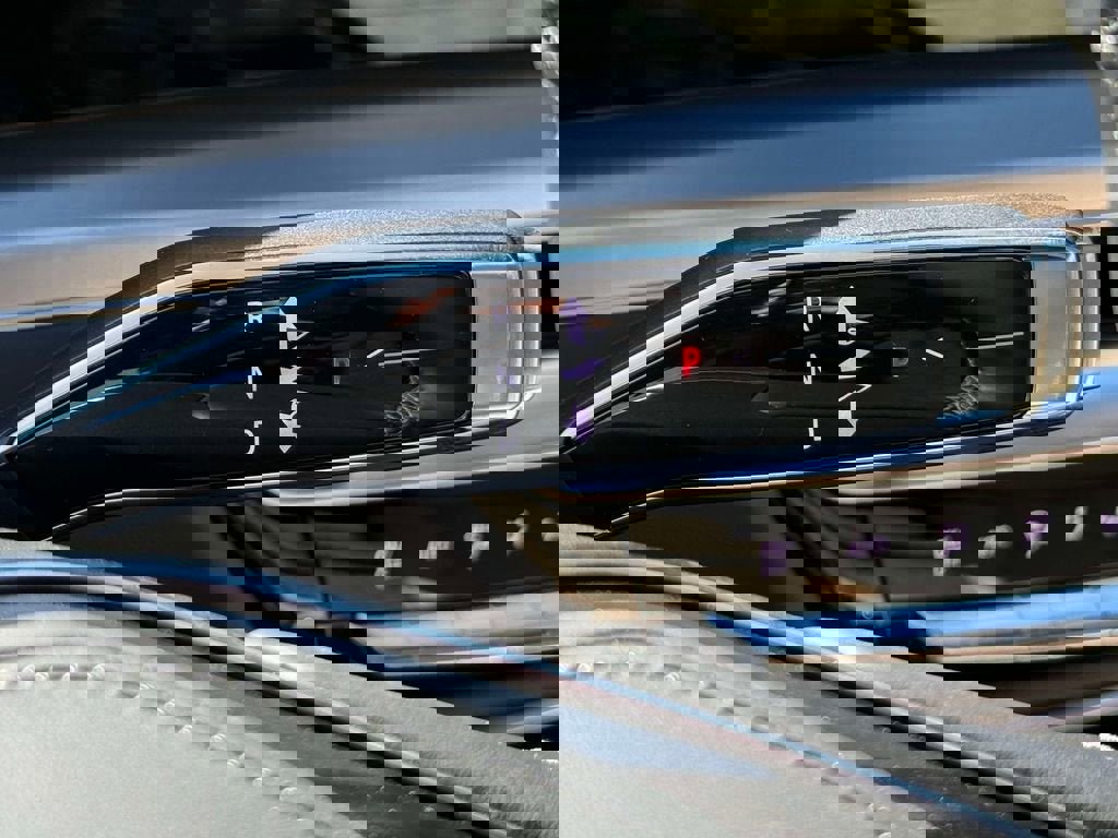 New 2026 Cadillac Lyriq V image 18