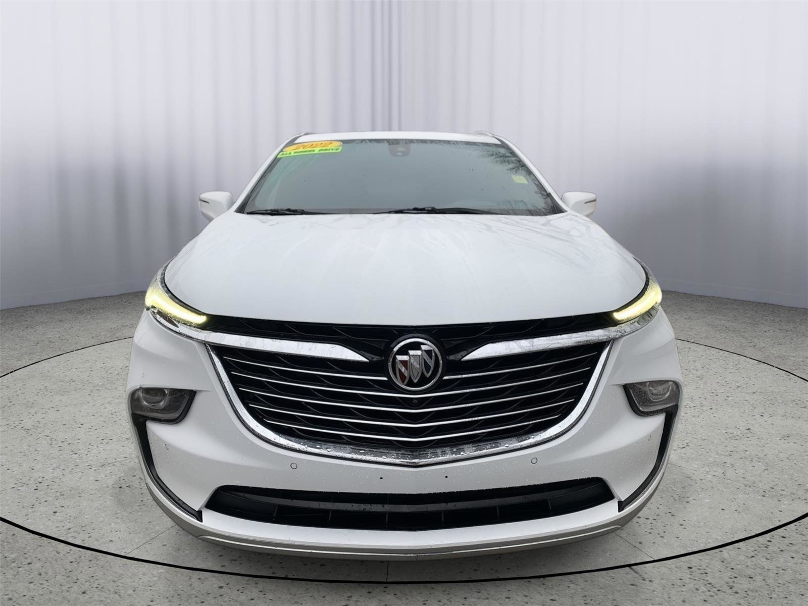 Used 2022 Buick Enclave Premium image 2